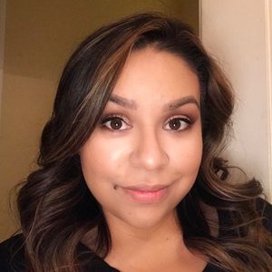 Meet your Posher, Clarissa